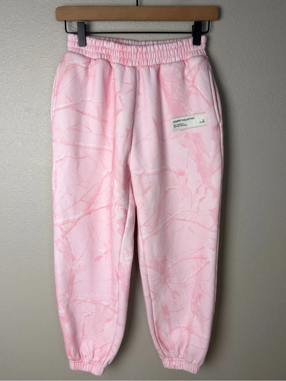 Comfrt Kids Pink Camo Print Sweatpants
